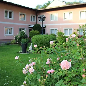 3* Hotel Ganslhof - Adults Only